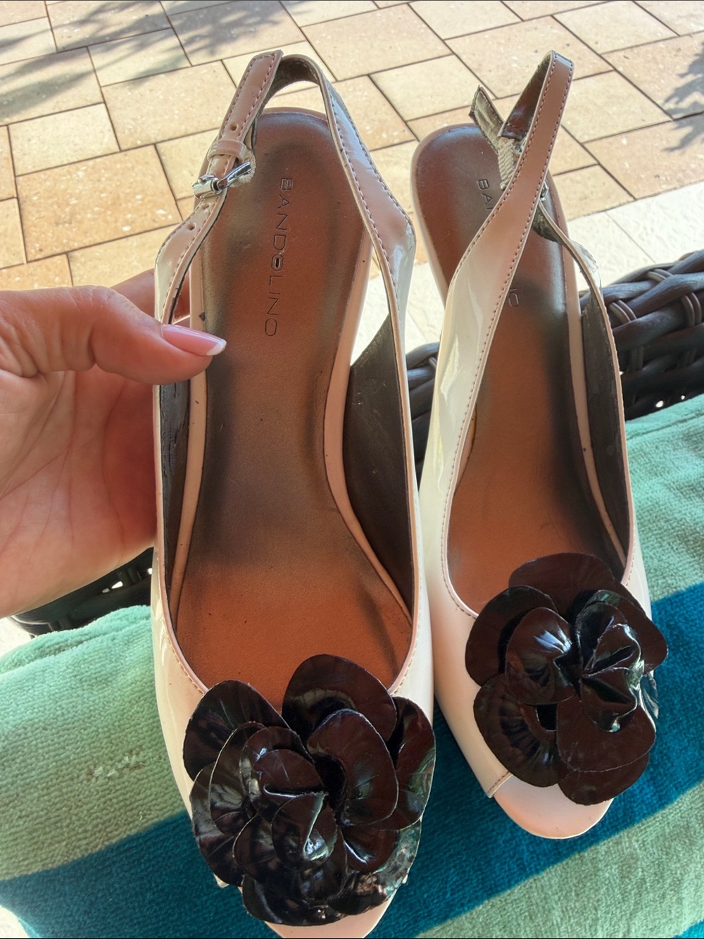 Bandolino Women's Cream Slingback Peep-Toe Flats with Black Flower